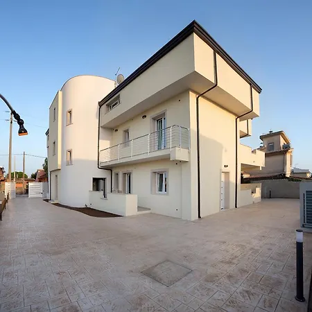 Marea Sicula Tatil Evi *